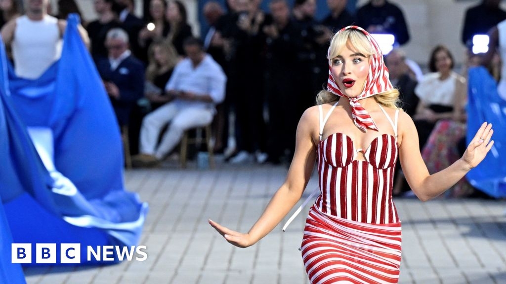 Stars take over Paris for sporty Vogue fashion show