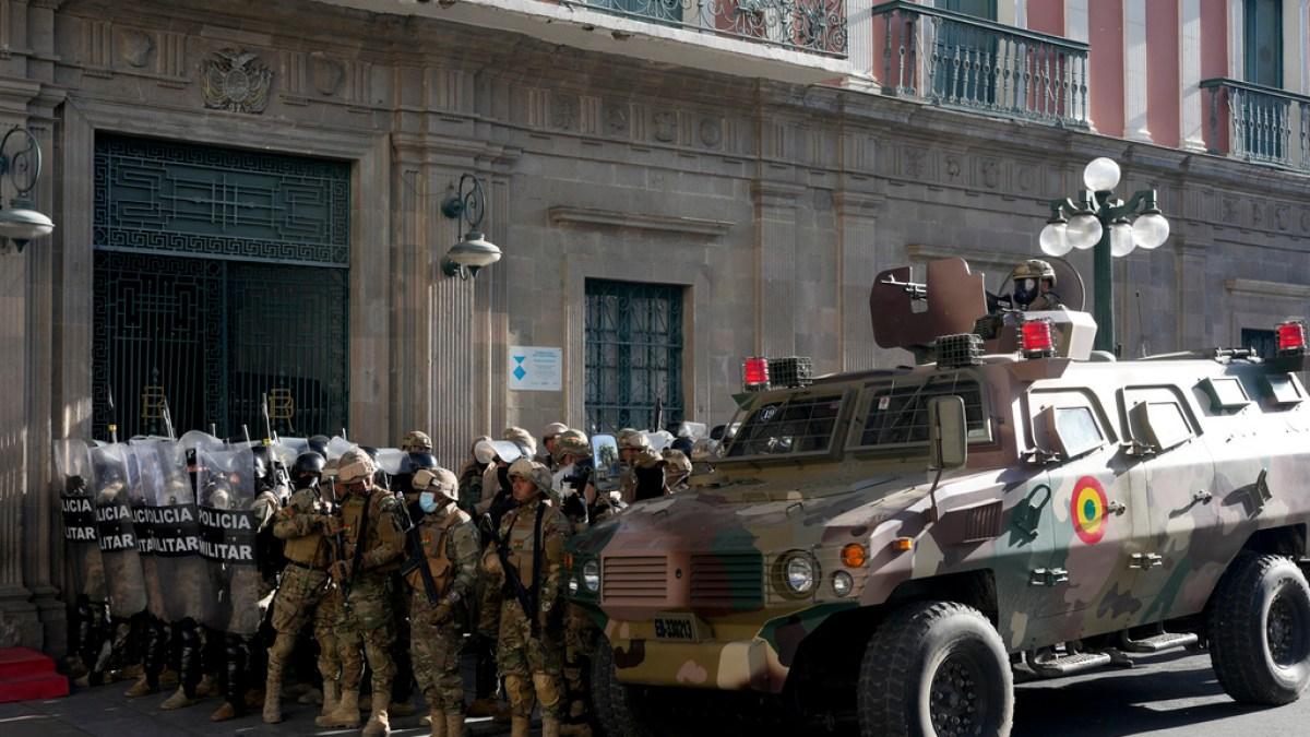 Troops begin to withdraw as Bolivian president rallies against coup attempt - Al Jazeera English